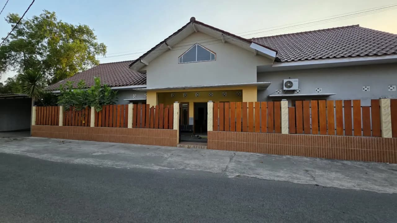 Rumah 5 kamar di Tirtonirmolo